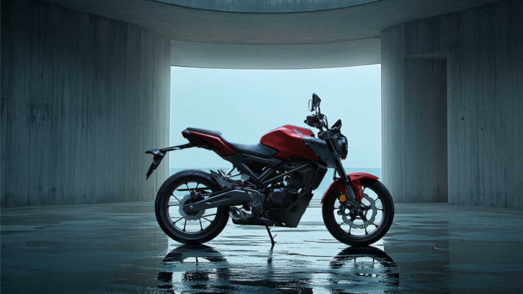 Honda CB125R laterial