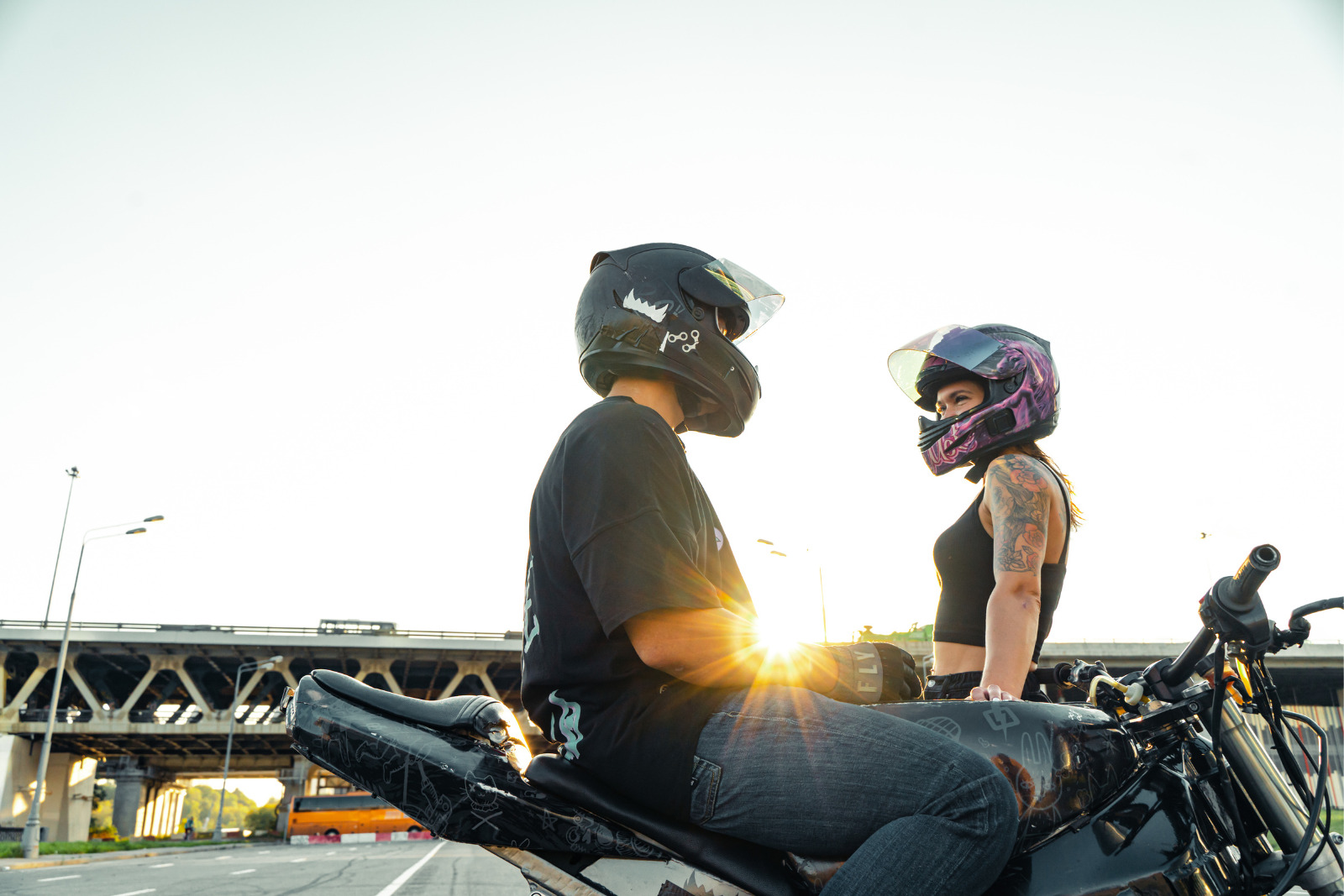 Lugares para ir en moto en pareja en Alicante