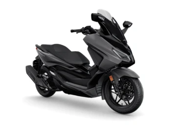 HONDA FORZA 125 2026 with Kit Smart TopBox 45L and carrier